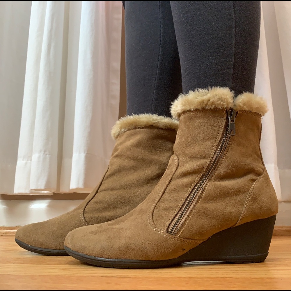 Comfortiva Softspots Ankle Boots